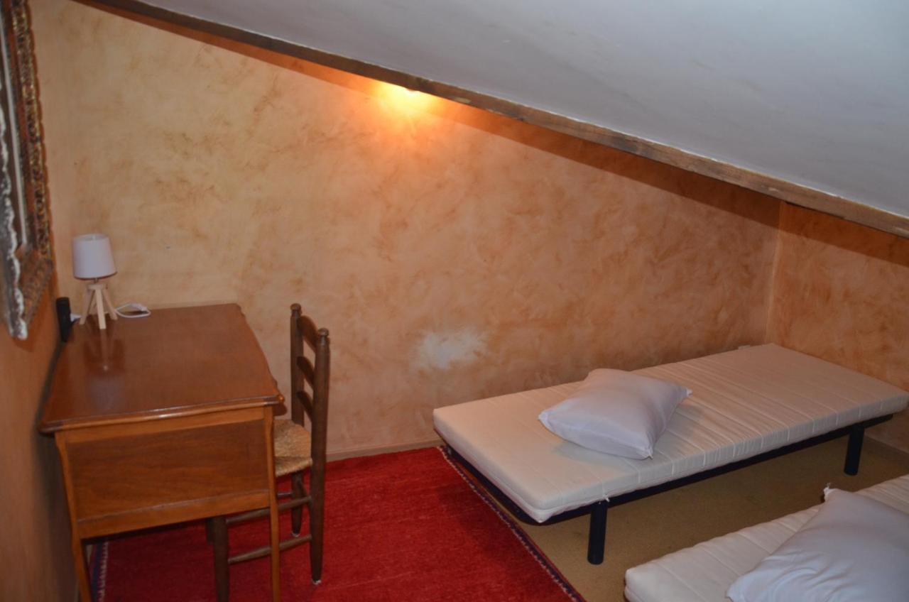 Studio Et Colocation - Gite Les 7 Fontaines Chevinay Exterior foto