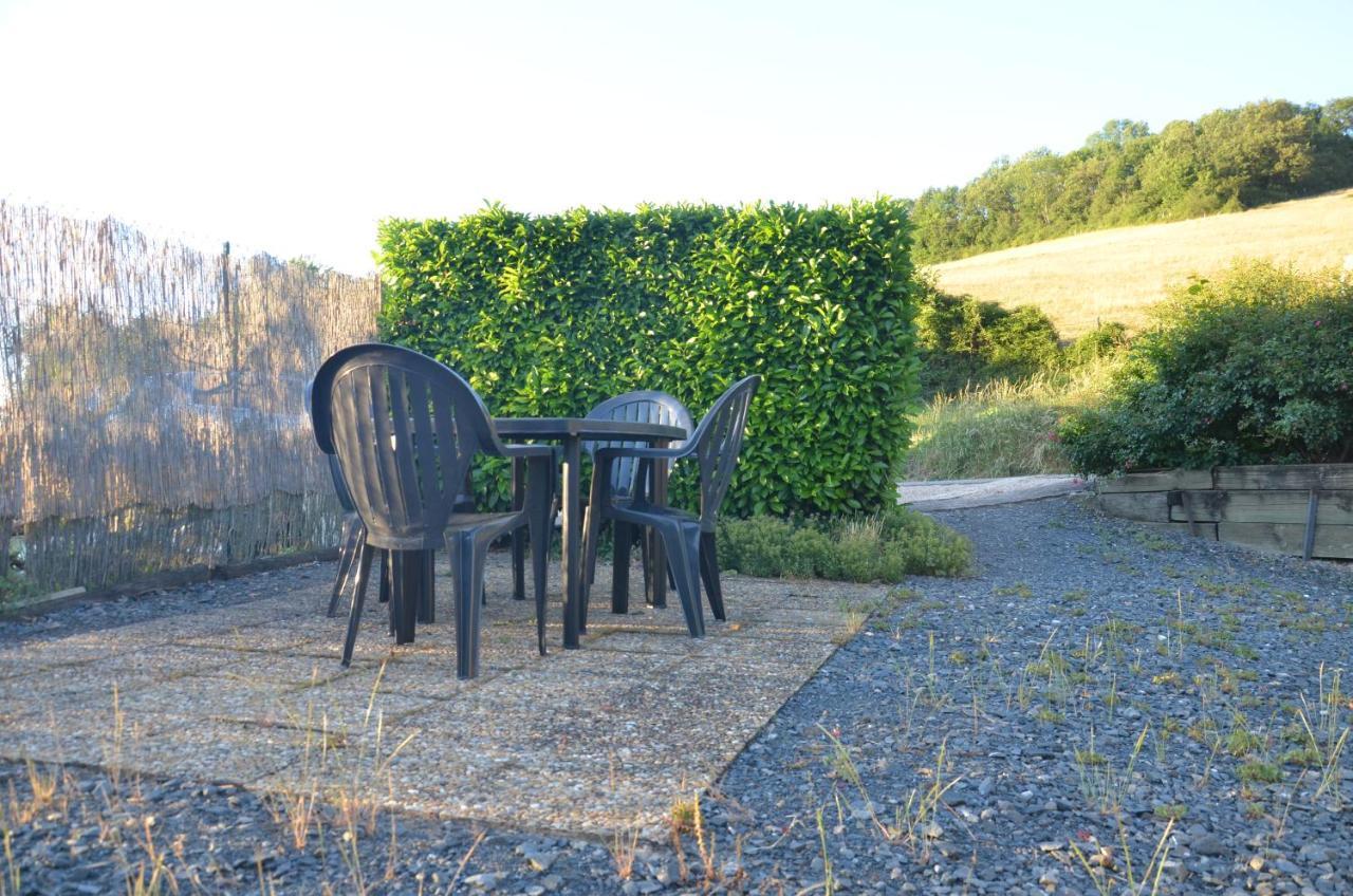 Studio Et Colocation - Gite Les 7 Fontaines Chevinay Exterior foto